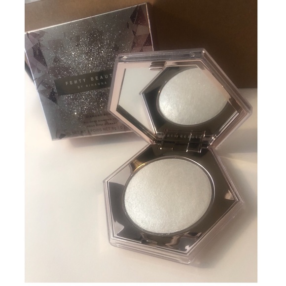 ❌SOLD❌Fenty Beauty Diamond Bomb - Picture 2 of 7